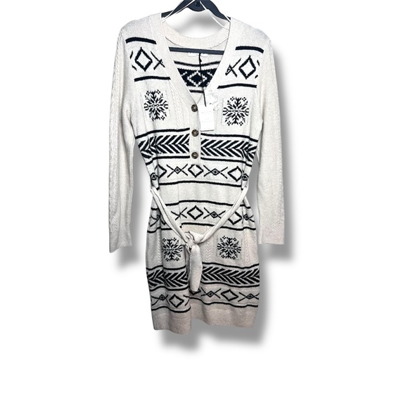 Lucky Brand Sweaters - Lucky Brand Snowflake Geometric Cardigan Sweater Dress in cream/black